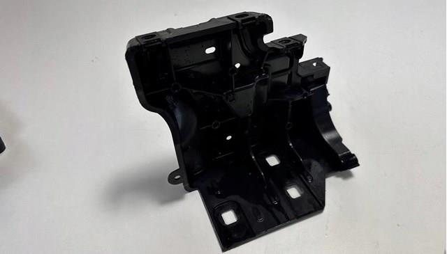  Land Rover LR125669 ціна, від 165.75 USD