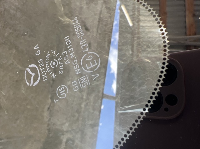 Купити KB7W63950A9D Mazda Скло багажного відсіку, ліве