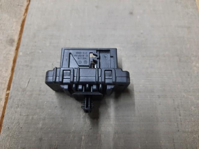 926683801 BMW 