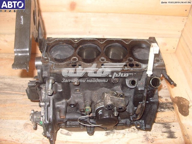 Двигун F8QT Mitsubishi