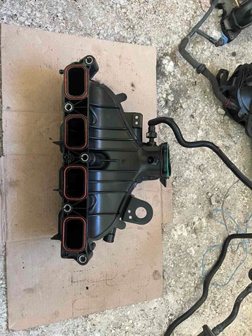 Купити CJ5E9424BE Ford Впускний колектор