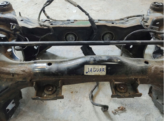 Купити T4N13504 Jaguar Балка задньої підвіски, підрамник