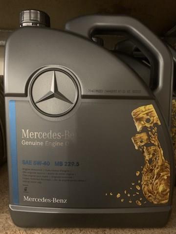 Моторне масло A000989860613 Mercedes