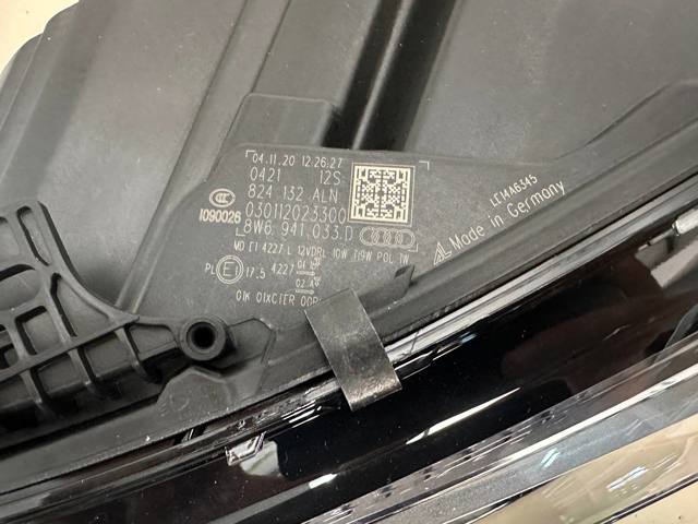 Купити 8W6941033D VAG 