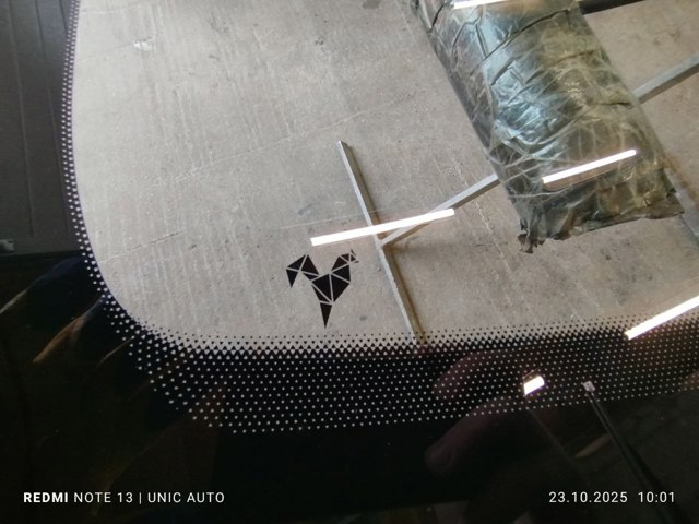 Автоскло Renault (RVI) 727121215R ціна, від 358.38 USD