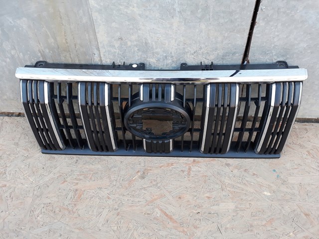 Облицювання радіатора Toyota 5310160K00 ціна, від 1060.95 USD