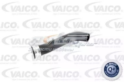 Шланг/патрубок інтеркуллера, нижній V103760 VAICO
