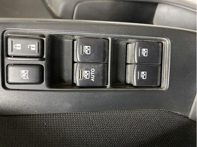 Кнопковий блок керування склопідіймачами передній лівий Subaru Forester (S13, SJ) (Субару Форестер)