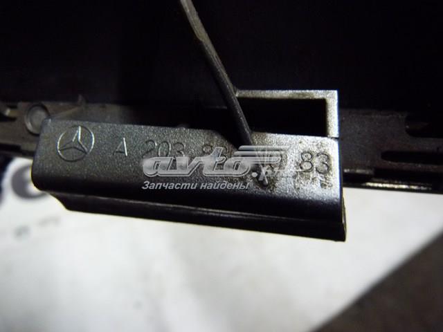 Mercedes A2038801083