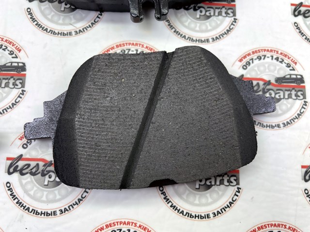 Задні дискові колодки Mercedes A0004209405