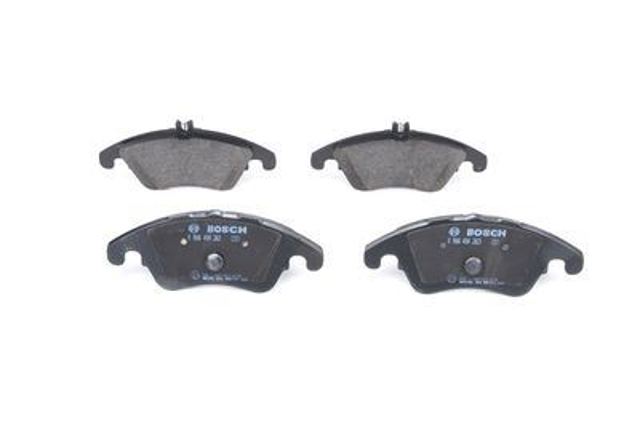 986494263 Bosch Передні гальмівні колодки
