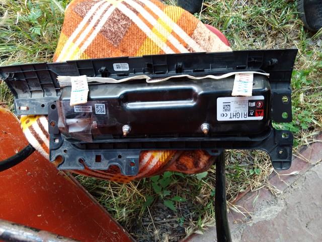  Tesla 114375300A