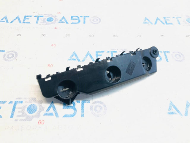 Купити 622236RA0A Nissan/Infiniti Кронштейн бампера переднього, лівий