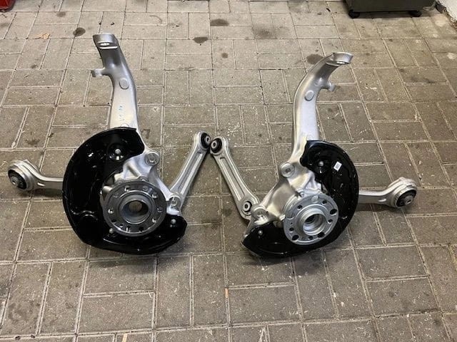 Піввісь передня, права Mercedes A2143300400 ціна, від  USD