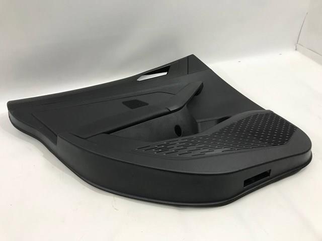 Обшивка правих задніх дверей VAG 17A867211DFMA ціна, від 40.42 USD