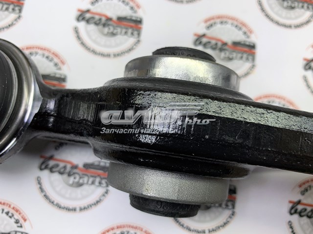LR148057 Land Rover Поперечний важіль