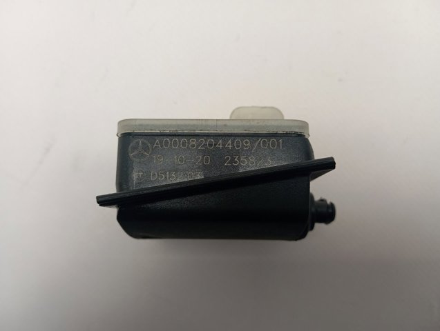 Мотор-привод відкриття лючка бака Mercedes A0008204409 ціна, від 31.11 USD