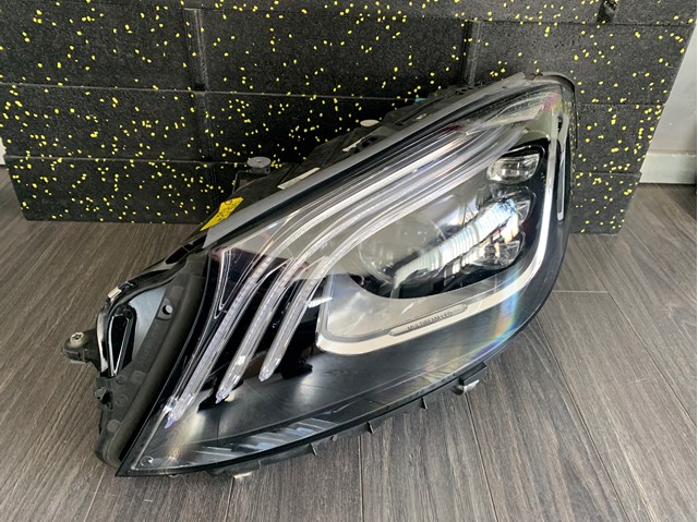 Купити A2229062305 Mercedes 