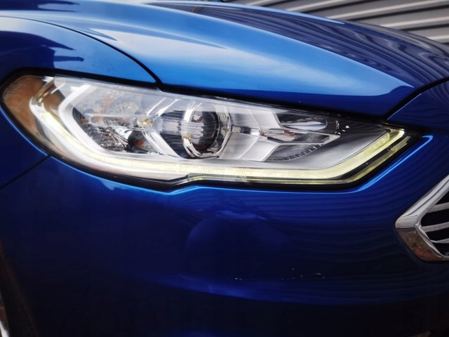 ZFD111695L Signeda Фара дальнього світла в зборі