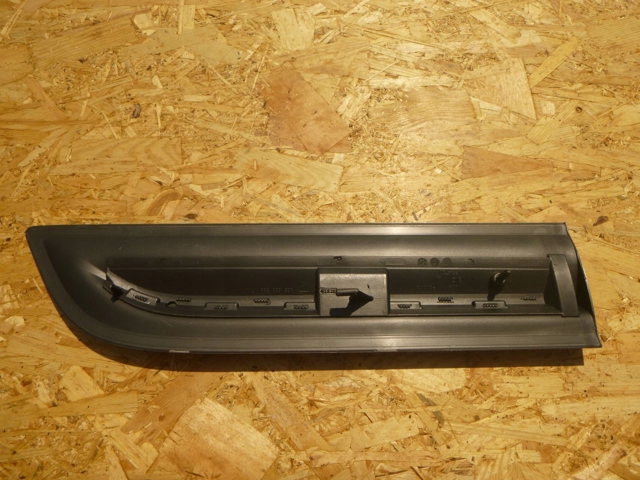  Porsche 95B839889