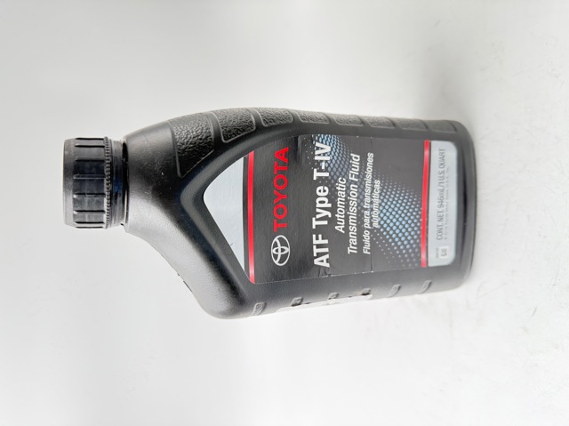 Масло коробки передач Toyota 00279000T46S ціна, від 14.21 USD