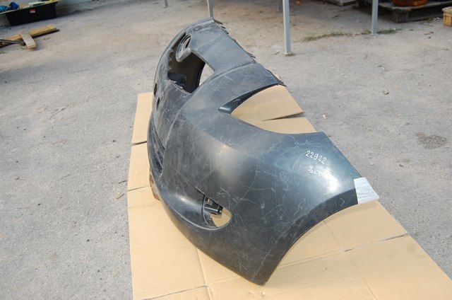 5211952922 Toyota Бампер передній в зборі