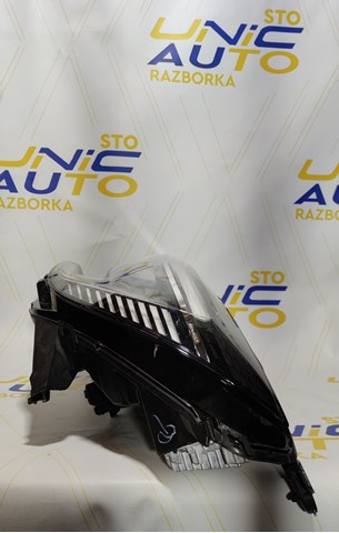 Купити 260606305R Renault (RVI) Основна фара в зборі ліва