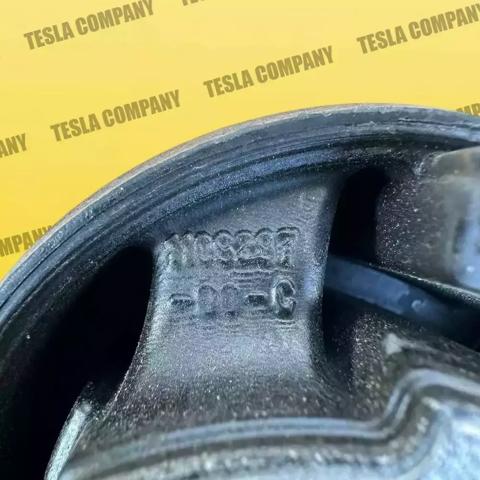  Tesla 110929700B ціна, від 9.63 USD