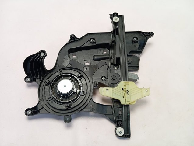 Склопідйомник передньої лівої двері 9840175680 Peugeot/Citroen