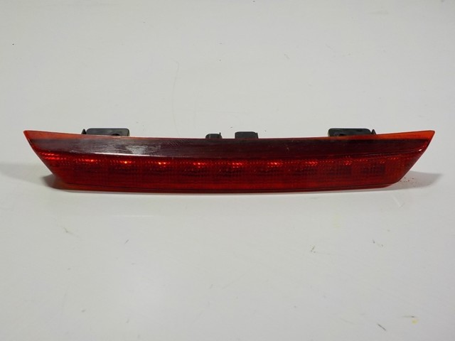 Задній стоп DB2R51580A Mazda