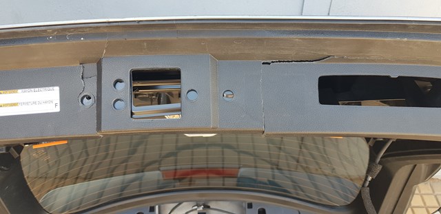 Купити 670050E530 Toyota Задня ляда