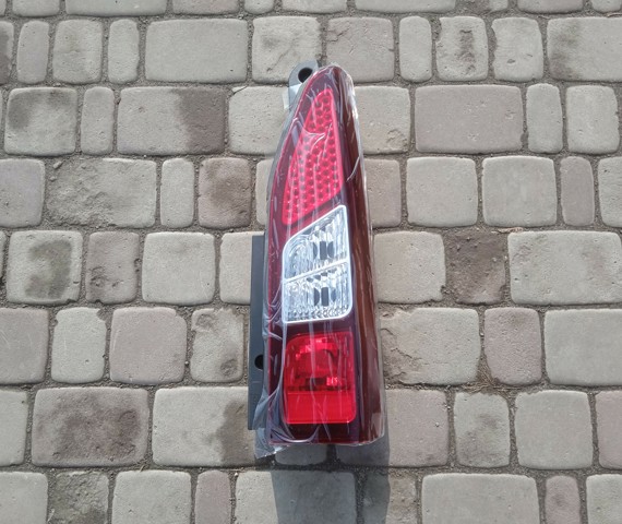 Задні ліхтарі Polcar 57U1882E ціна, від 58.70 USD
