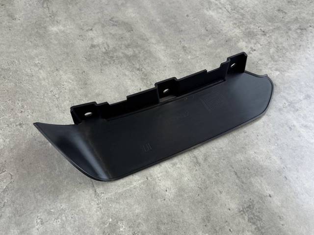  Land Rover LR061249