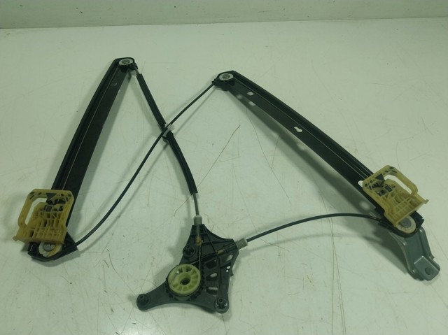 Механізм склопідіймача двері передньої, правої на Audi Q3  F3B