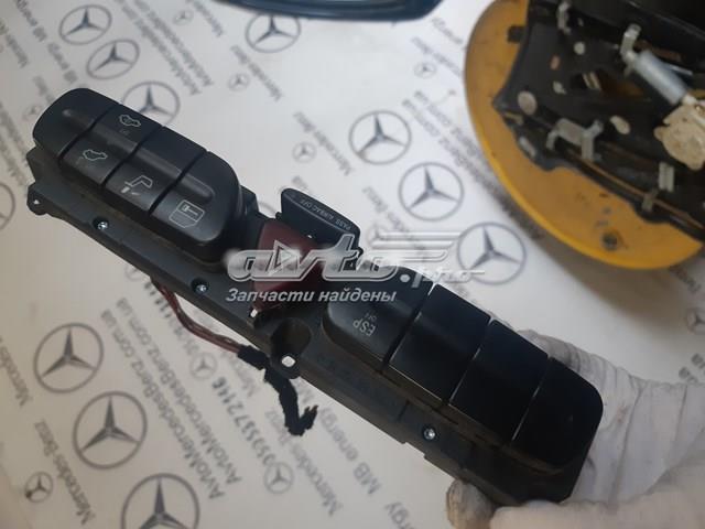  Mercedes A2038217279 ціна, від 14.11 USD