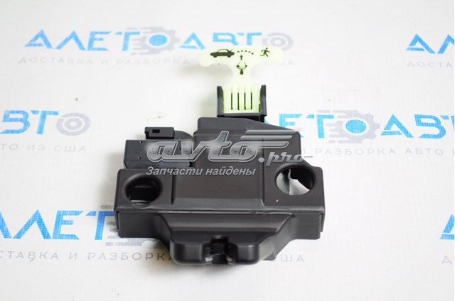 Замок дверей багажника Toyota 6460006041 ціна, від 51.79 USD