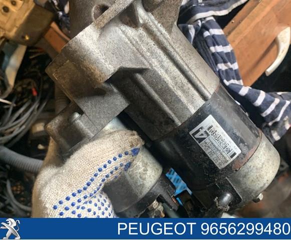 Стартер Mitsubishi M000T86081 ціна, від 49.65 USD
