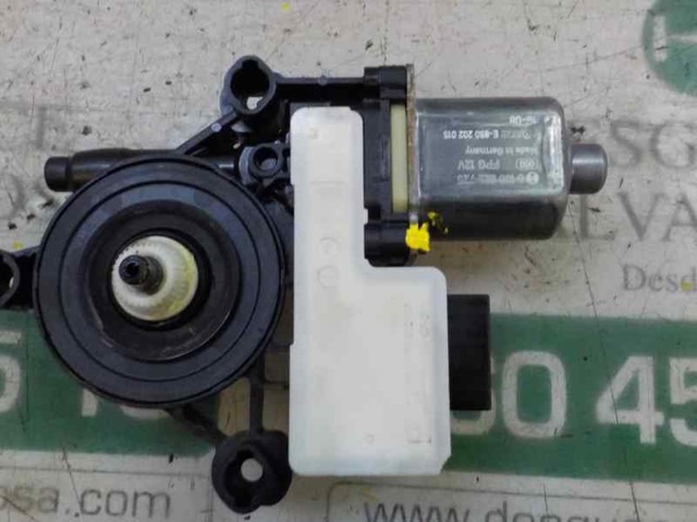 VAG 0130822725
