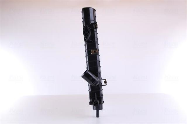 Радіатор основний Nissens NIS63029A ціна, від 61.59 USD