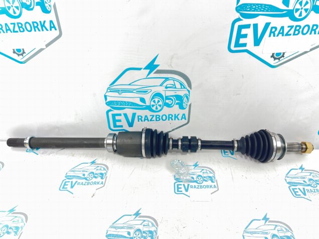 Привід правий Renault (RVI) 391004BB8E