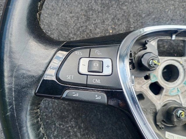 Рульове колесо VAG 5C0419091EAE74 ціна, від 62.09 USD