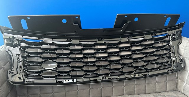 LR034247 Land Rover Решітка радіатора