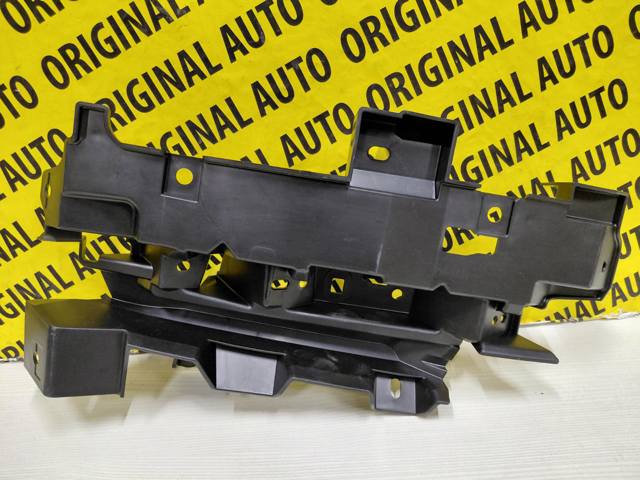 Праве кріплення переднього бампера Mazda GSH750103 ціна, від 12.16 USD