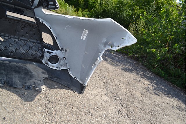 Купити 531110H030 Toyota Захисна решітка радіатора