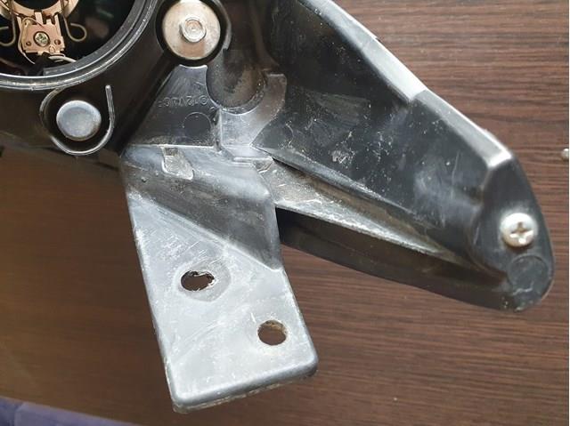 Фара ліва BHR251040 Mazda
