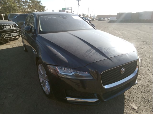 T2H57021 Jaguar Фара правая