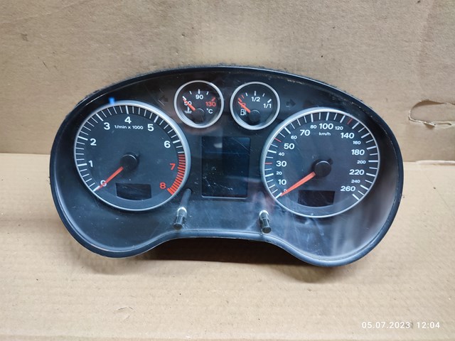 Купити 8P0920930D VAG Прилади управління