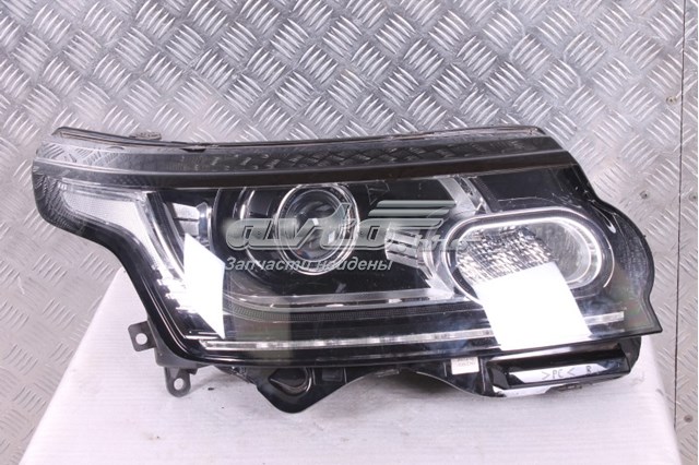 Фара права LR040673 Land Rover