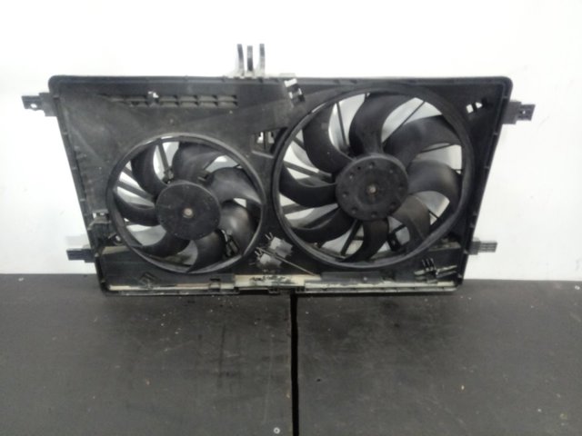 214815872R Renault (RVI) Електровентилятор радіатора