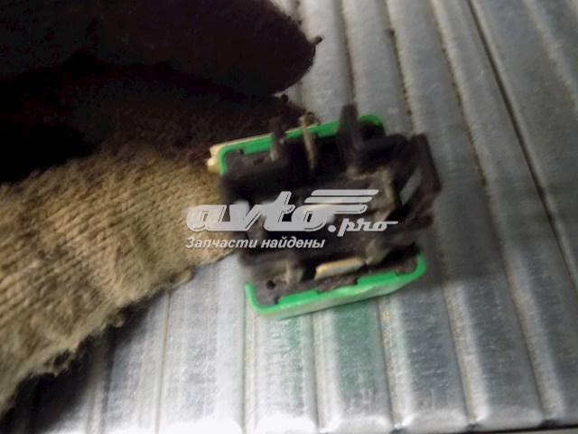  Hyundai/Kia 952403X130 ціна, від  USD